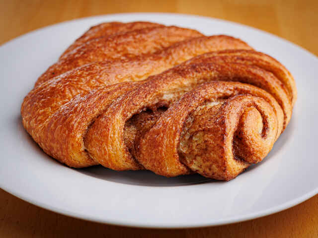 Franzbrötchen mit Zimt-Zucker